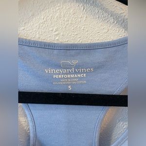 Size S vineyard vines athletic tank!